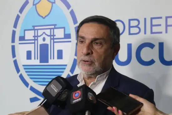 550x367_luis-medina-ruiz-ministro-fue-operado-evoluciona-favorablemente-segun-parte-medico-1145924-174102