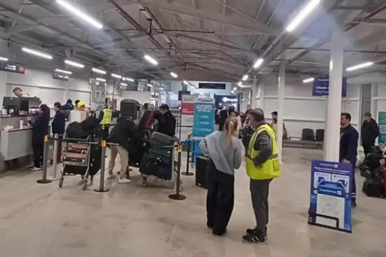 550x367_el-checkin-provisorio-habilitado-obras-aeropuerto-benjamin-matienzo-1145334-162855
