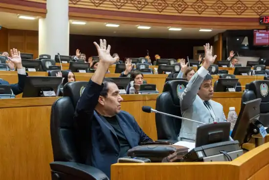 550x367_sesion-extraordinaria-legislstura-1147687-151213