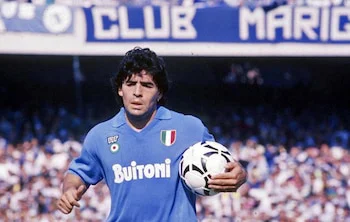 Maradona-Primer-titulo-del-Napoli-temporada-86-87-19