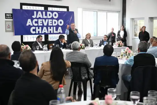 550x367_asado-para-acomodar-tropa-fijar-internas-motar-tijerita-1151047-200832