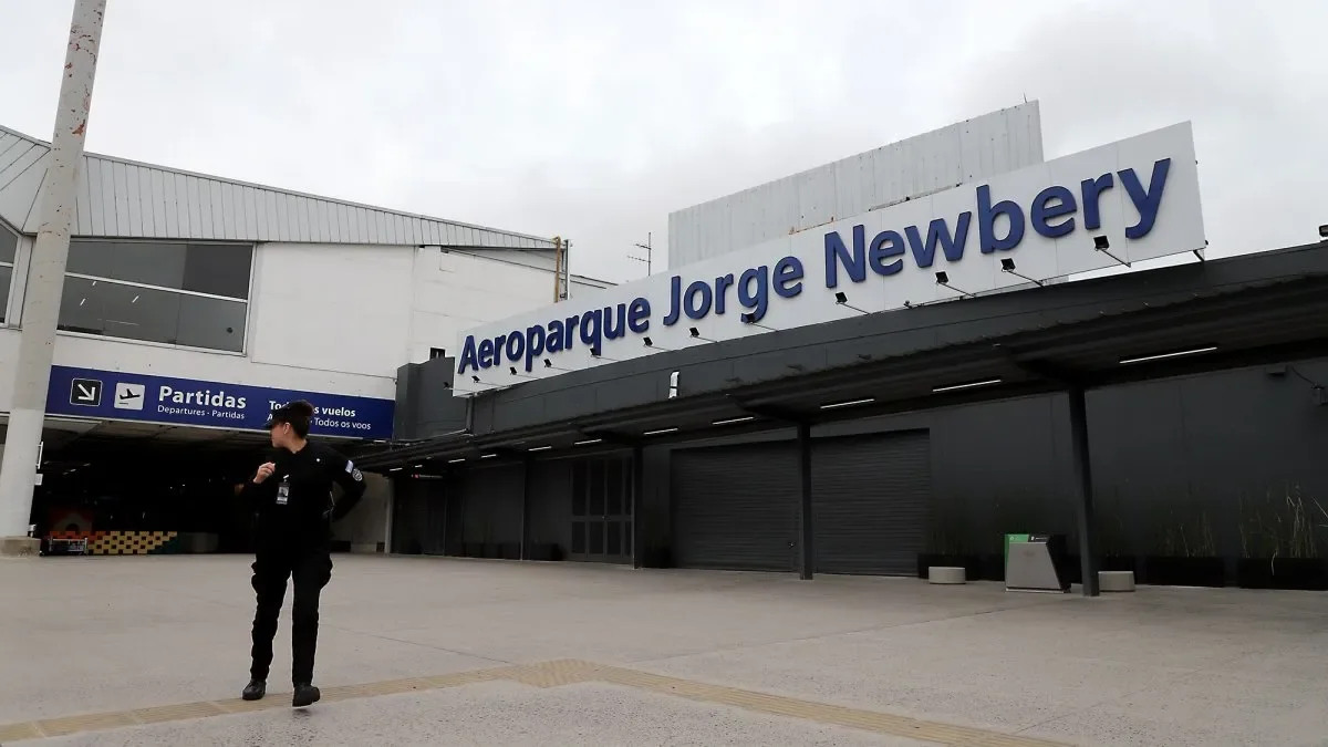 aeroparquejorgenewbery-aeropuerto-migraciones9254