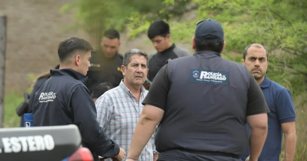 25302_santiago_femicidio_caceria_asesino_sangre_vecino